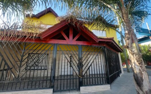 Venta de casa en Barrio Zapiola