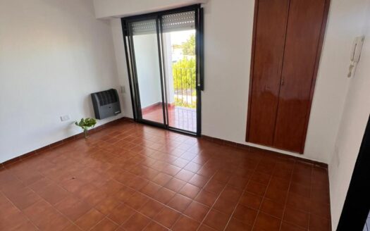 Venta de departamento céntrico en Lujan